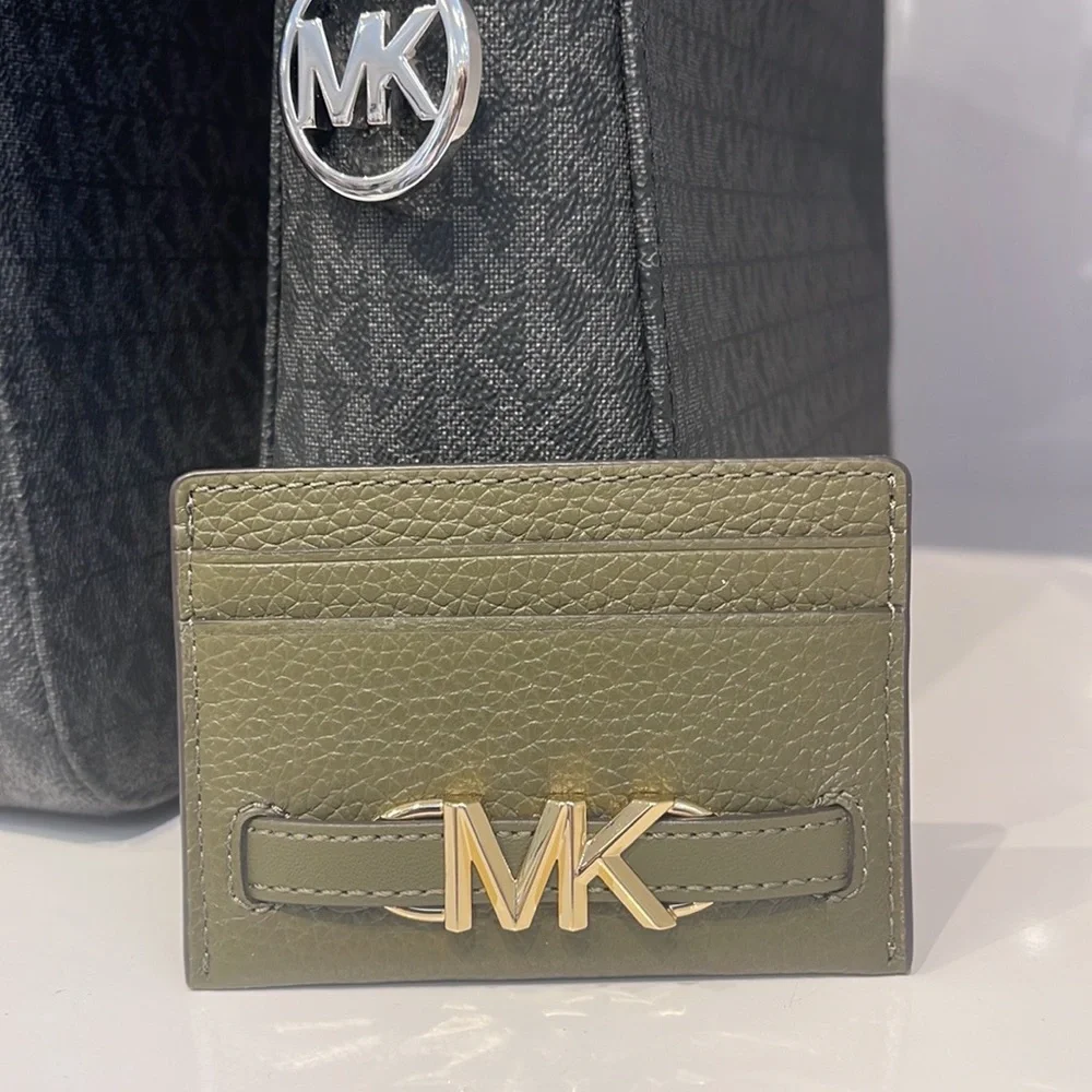 MICHAEL KORS Reed Large Pebbled Leather Card Holder Case Wallet COLOR:OLIVE NWT